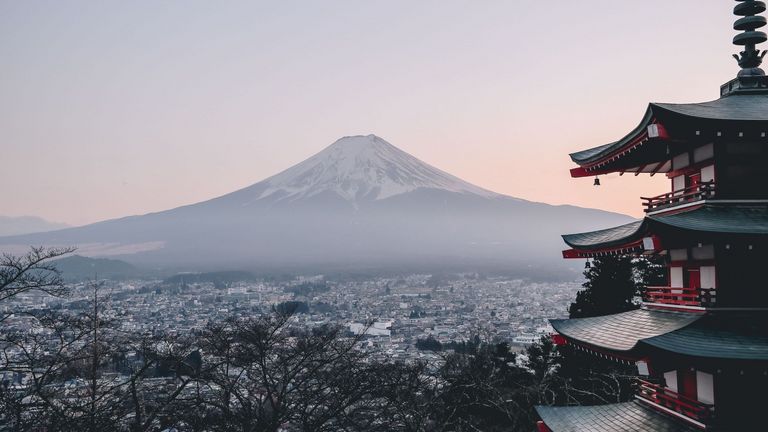 Photo de <a href="https://unsplash.com/fr/@manucosen?utm_source=unsplash&utm_medium=referral&utm_content=creditCopyText">Manuel Cosentino</a>sur <a href="https://unsplash.com/fr/photos/mont-fuji-n--CMLApjfI?utm_source=unsplash&utm_medium=referral&utm_content=creditCopyText">Unsplash</a>       