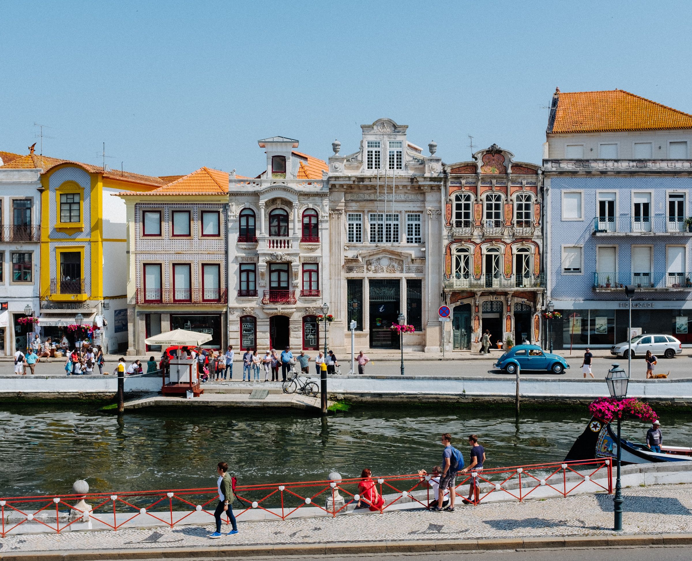 Photo by Ricardo Resende on Unsplash